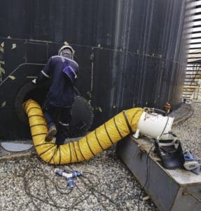 Confined space entry training general industry